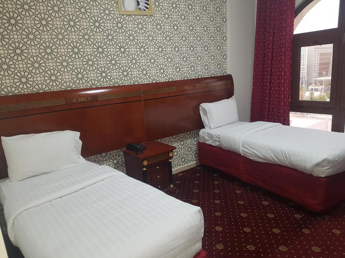 Karam Taibah Almasi Hotel Medina Ngoại thất bức ảnh